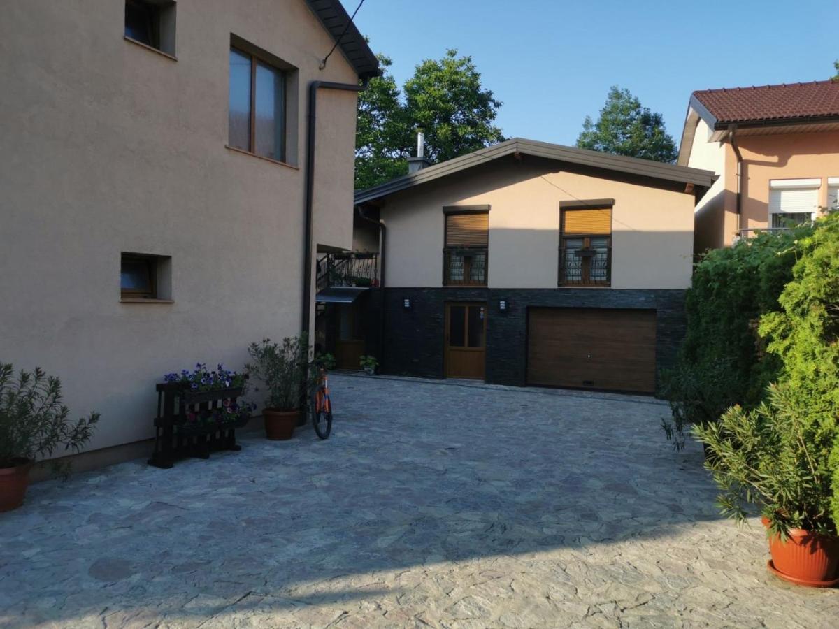 House Leyla Hotel Bihać Eksteriør billede