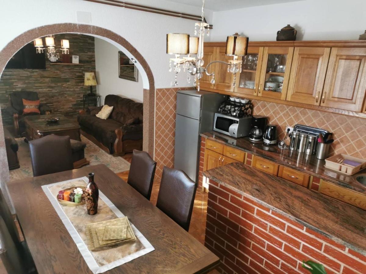 House Leyla Hotel Bihać Eksteriør billede